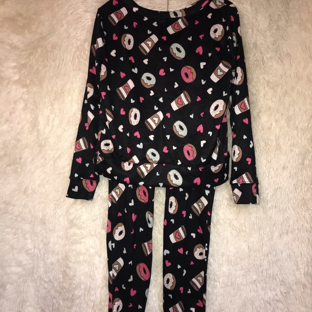 Pjs..Donuts/Coffee/Hearts